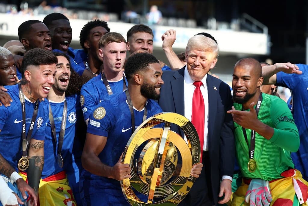 icon for Will Trump be in the WC Champions Photo?